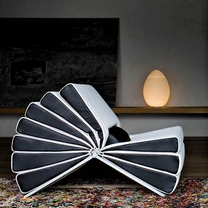 Libro, Book-shaped armchair