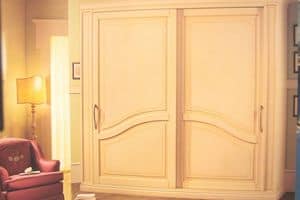 Layert, Wardrobe with sliding doors for luxury hotels