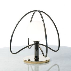 Organic TL-01 T&G, Table lamp with a minimal design