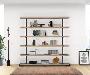 Layout 3, Library with solid oak shelves