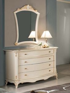 Art. 3790, Classic Liberty style chest of drawers
