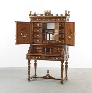 5252, Cabinet with briar inlays