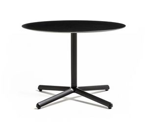 Clivo 38, Coffee table with metal base