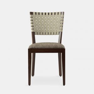 Chicago 124 chair, Chair with characteristic hand-woven leather backrest