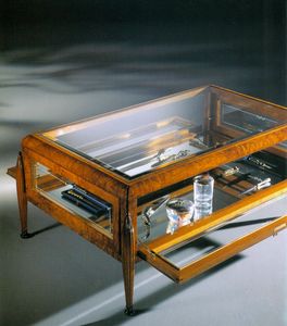 Art Dco Art.527 small table, Coffee table with display case