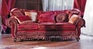 Botticelli, Upholstered sofa, sinuous lines, classic style