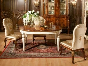 Art. 1074, Oval table with walnut top, gold finishings