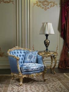 Art. SE-301 eighteenth Century Armchair, Classic armchair, upholstered in silk, with carvings