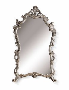 Art. 758, Finely carved classic mirror