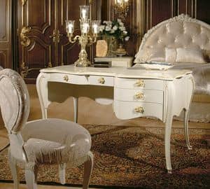 Art. 1073, Luxury writing desk with gold finishings, dec style