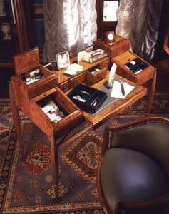 Art Dco Art.541 writing desk, Writing desk in walnut with satin finishing