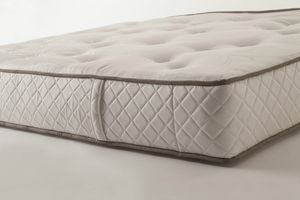 Superb, Ergonomic mattress with high-quality fireproof padding