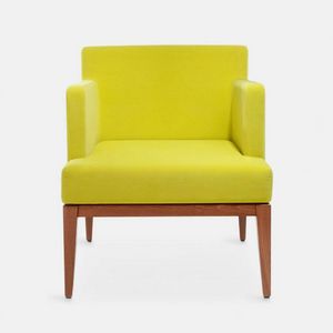 Lara 653 lounge, Large, enveloping and comfortable soft armchair