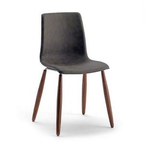 Scacco W, Stackable chair with wooden legs