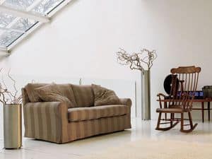 Kent, Sofa made of solid wood, with backrest in feather