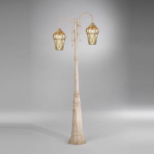 Piazza Ep371-250, Classic lamppost with Baloton crystal diffusers