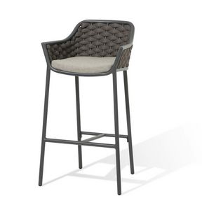 LOVE SG, Braided outdoor stool