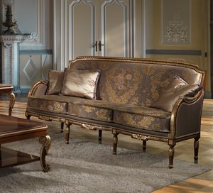 ART. 2867, Classic sofa with gold details