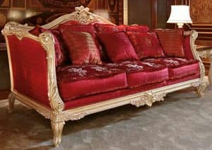 Art. 705, Elegant and luxurious hand-carved sofa
