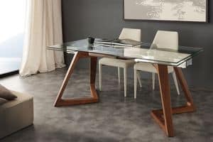 Art. 647 Gaud, Table with glass top, extendable