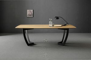 London, Dining table with steel legs and wooden top