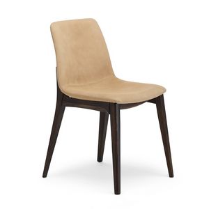 Isabel, Comfortable padded wooden chair