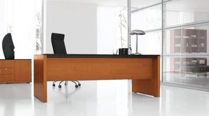 Eko comp. 04, Desks with an important and refined line