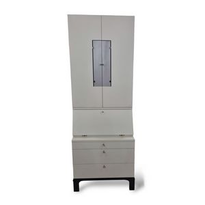 975 CABINET, White lacquered cabinet with flap