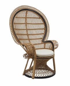 Alice 0243, Lounge chair in natural fiber suitable for shelded outdoor