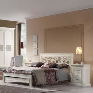 Anthologia ANTN024, Perforated frame bed with floral motifs