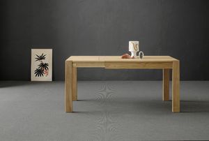 Jolly, Extendable table in solid oak with essential lines